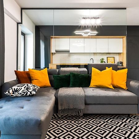 Sandra - Park-View Apt With Balcony & Parking Βουκουρέστι Εξωτερικό φωτογραφία