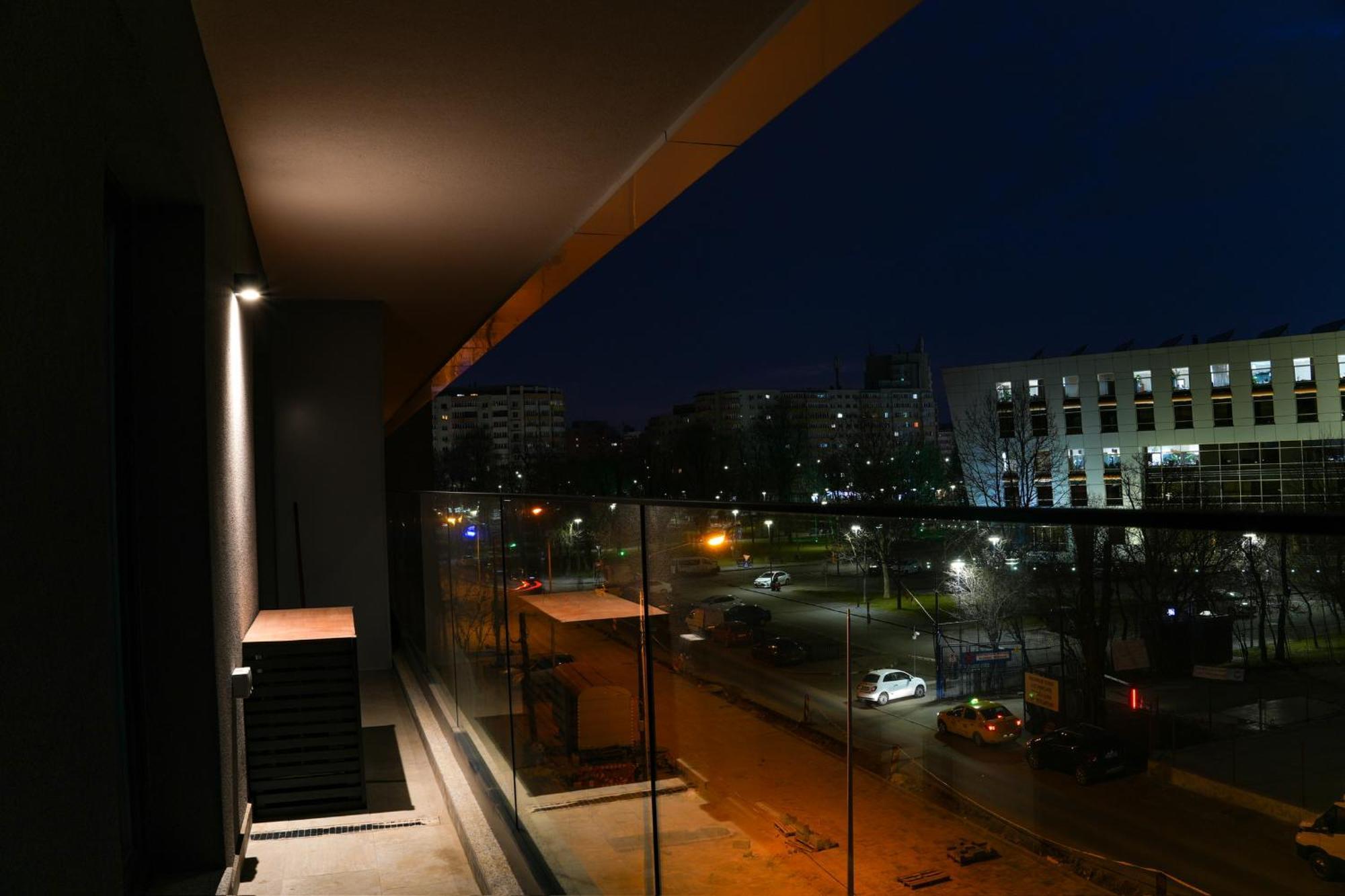 Sandra - Park-View Apt With Balcony & Parking Βουκουρέστι Εξωτερικό φωτογραφία