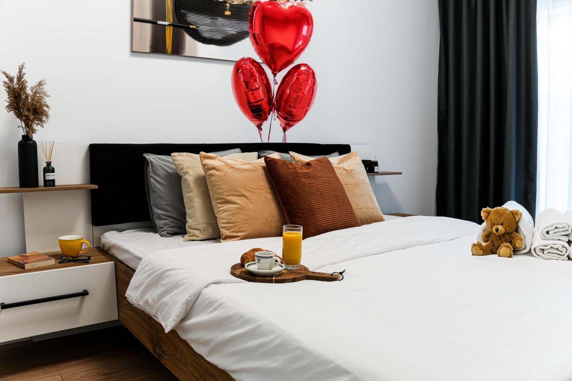 Sandra - Park-View Apt With Balcony & Parking Βουκουρέστι Εξωτερικό φωτογραφία